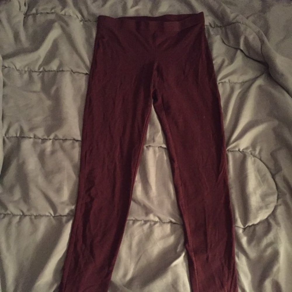 NWOT BURGUNDY LEGGINGS NORDSTROM SIZE SMALL